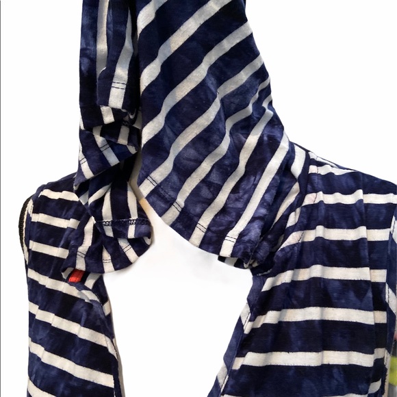 EUC Blue Curl L navy & white stripe hooded coverup - Picture 5 of 7